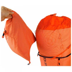 Blue Ice - Stache 60 - Sac à Dos D'escalade 12 Blue Ice - Stache 60 - Sac à Dos D'escalade -Magasin D'Équipement De Plein Air blue ice stache 60 sac a dos descalade detail 5