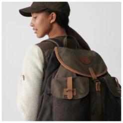 FJÄLLRÄVEN Fjällräven - Värmland Rucksack 35 - Sac à Dos De Randonnée 13 FJÄLLRÄVEN Fjällräven - Värmland Rucksack 35 - Sac à Dos De Randonnée -Magasin D'Équipement De Plein Air fjaellraeven vaermland rucksack 35 sac a dos de randonnee detail 6