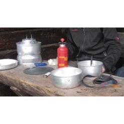 Trangia - Liquid Fuel Safety Tank Bottle - Bouteille à Combustible 7 Trangia - Liquid Fuel Safety Tank Bottle - Bouteille à Combustible -Magasin D'Équipement De Plein Air trangia fluessigbrennstoff sicherheitstankflasche dcc8d83269ea664324fdfeeb95f6b798 1