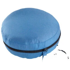 Y By Nordisk - Kiby Packable Down Travel Blanket - Couverture -Magasin D'Équipement De Plein Air y by nordisk kiby packable down travel blanket couverture detail 4